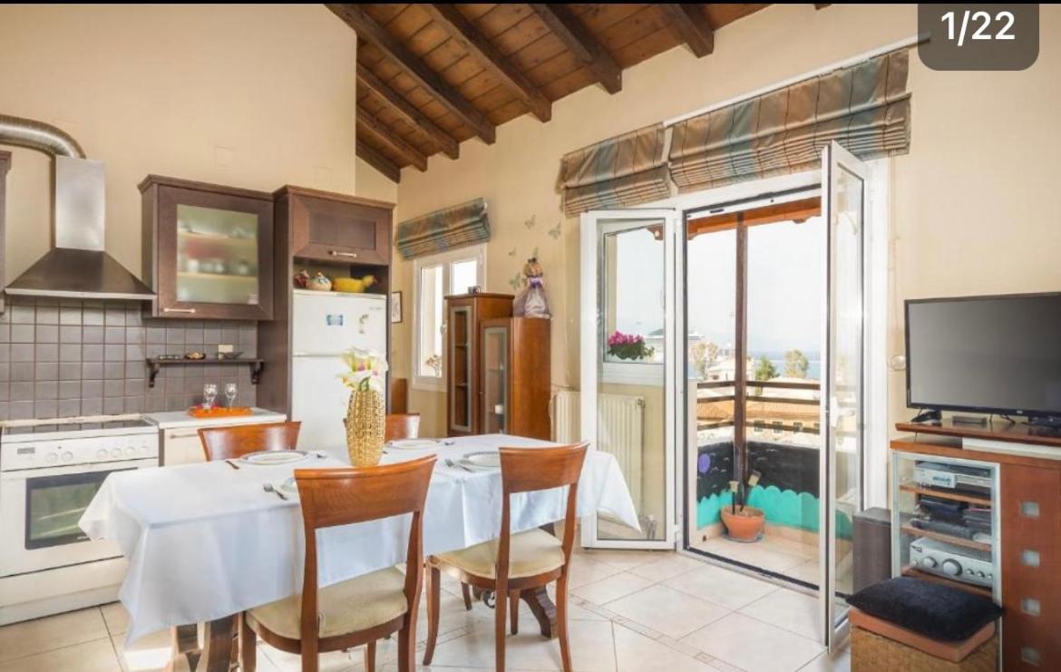 Makis Sea-View Apartment-Corfu Port Mantouki ภายนอก รูปภาพ