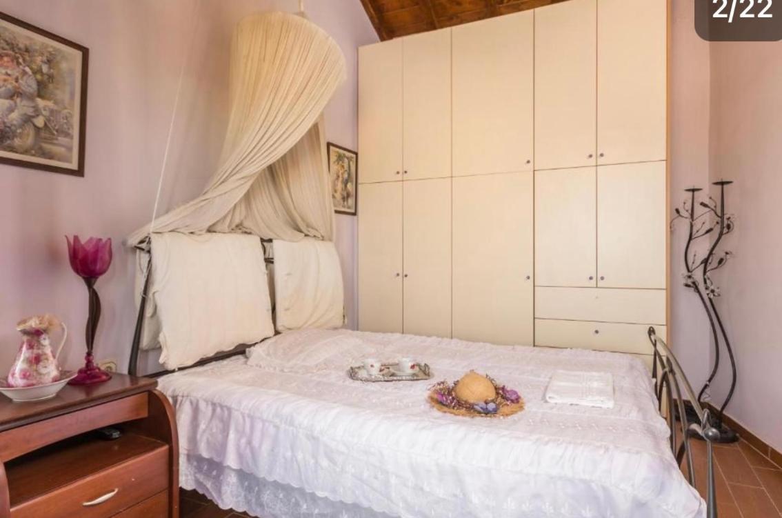Makis Sea-View Apartment-Corfu Port Mantouki ภายนอก รูปภาพ