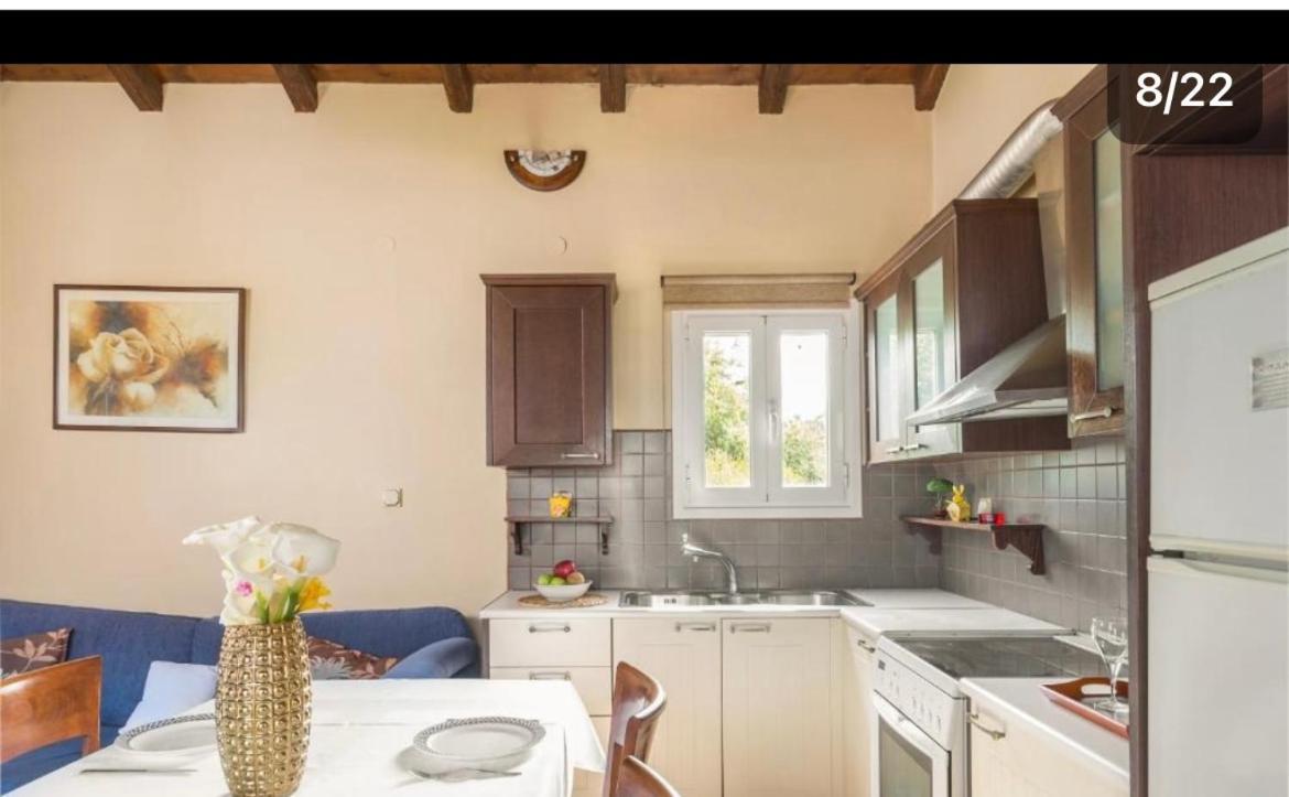 Makis Sea-View Apartment-Corfu Port Mantouki ภายนอก รูปภาพ
