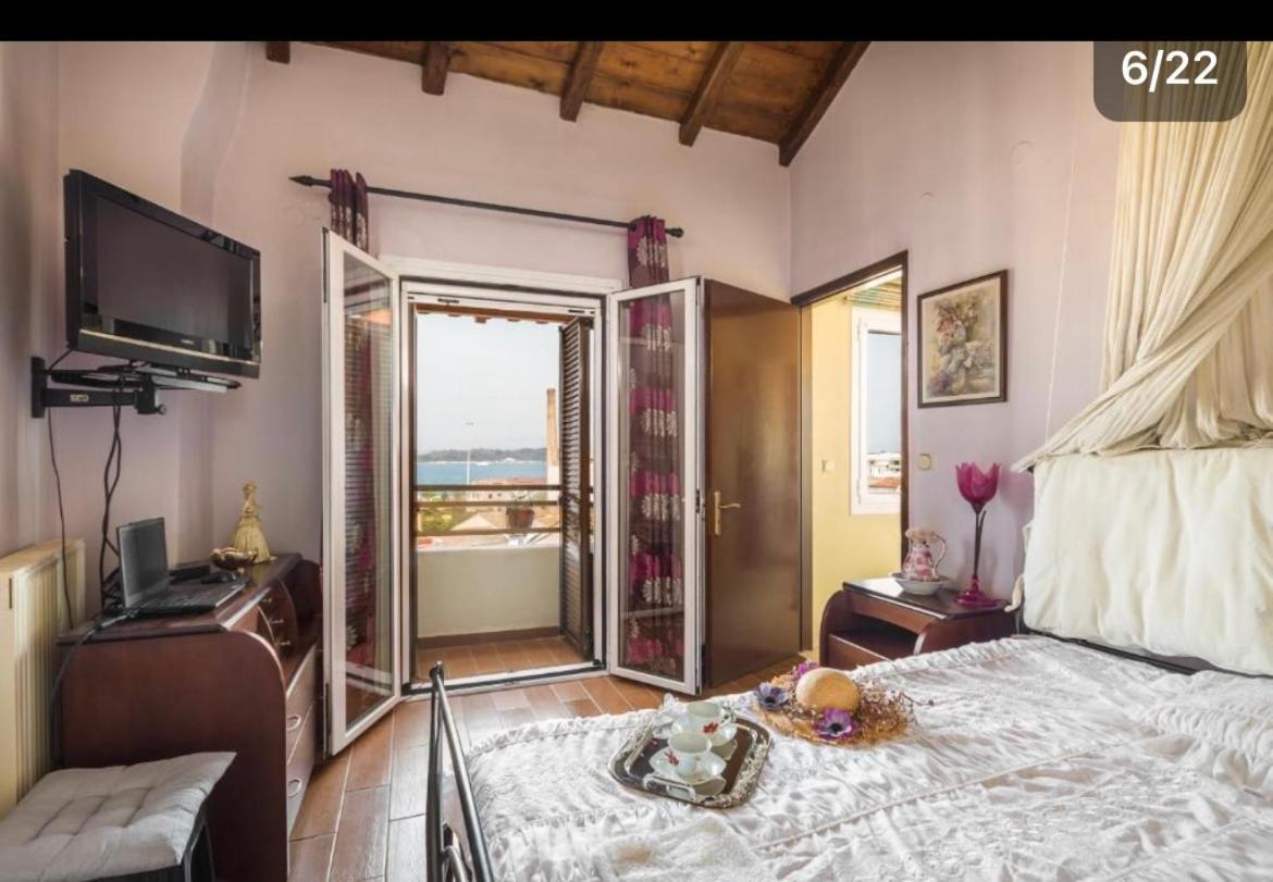 Makis Sea-View Apartment-Corfu Port Mantouki ภายนอก รูปภาพ