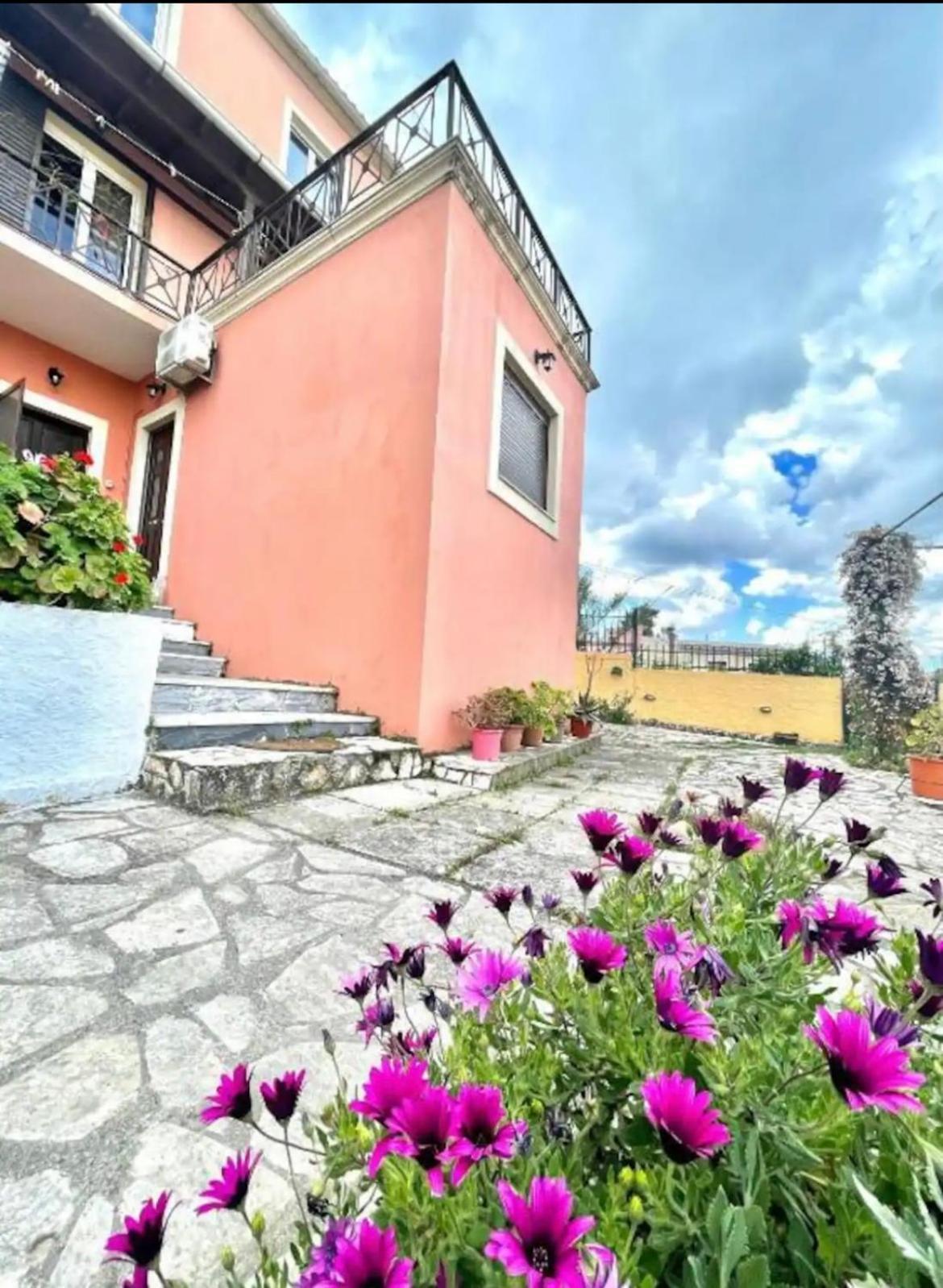 Makis Sea-View Apartment-Corfu Port Mantouki ภายนอก รูปภาพ